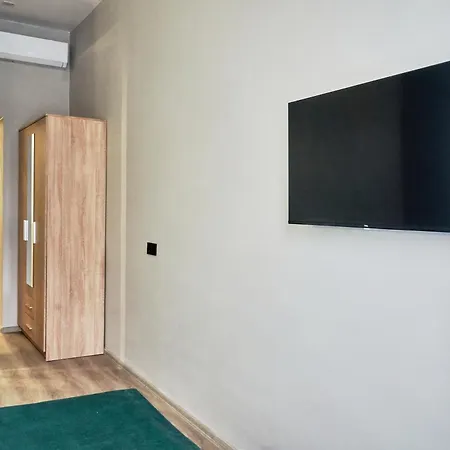 Navi Erzsebet Apartamento *