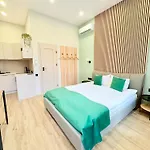 Navi Erzsebet Apartamento *