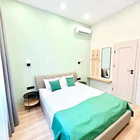 Navi Erzsebet Budapest