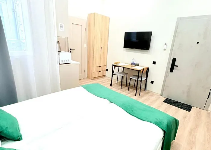 Navi Erzsebet Apartamento *